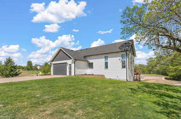 $1,750,000 | W10415 521st Avenue, Prescott, WI 54021