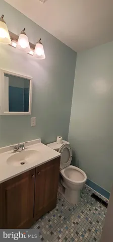 $485,000 | 9 Candlewood Circle, Marlton, NJ 08053