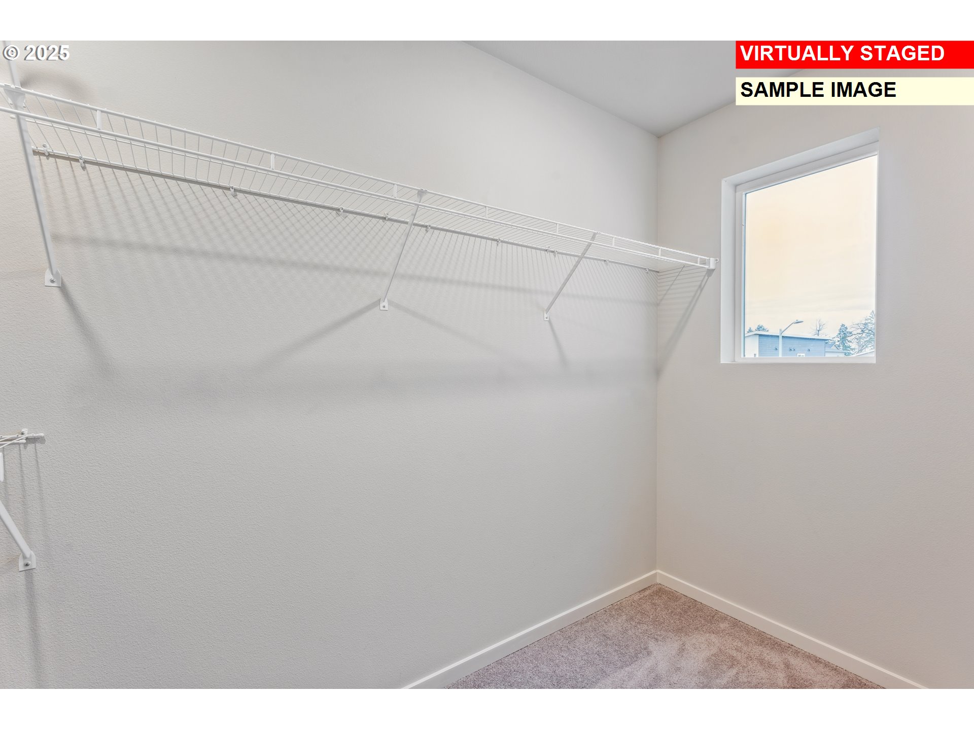 687 Merriott Lane Woodburn, OR 97071 - Photo 12 of 23