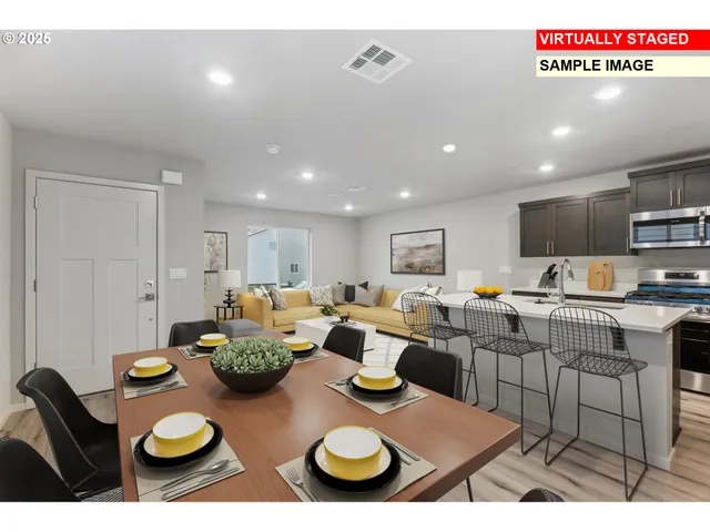 $399,900 | 687 Merriott Lane, Woodburn, OR 97071