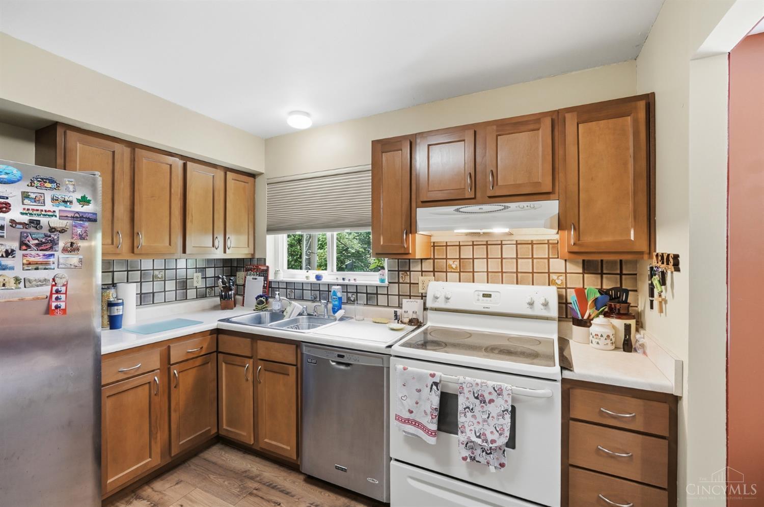 4455 Cloverhill Terrace Cincinnati, OH 45238 - Photo 23 of 78
