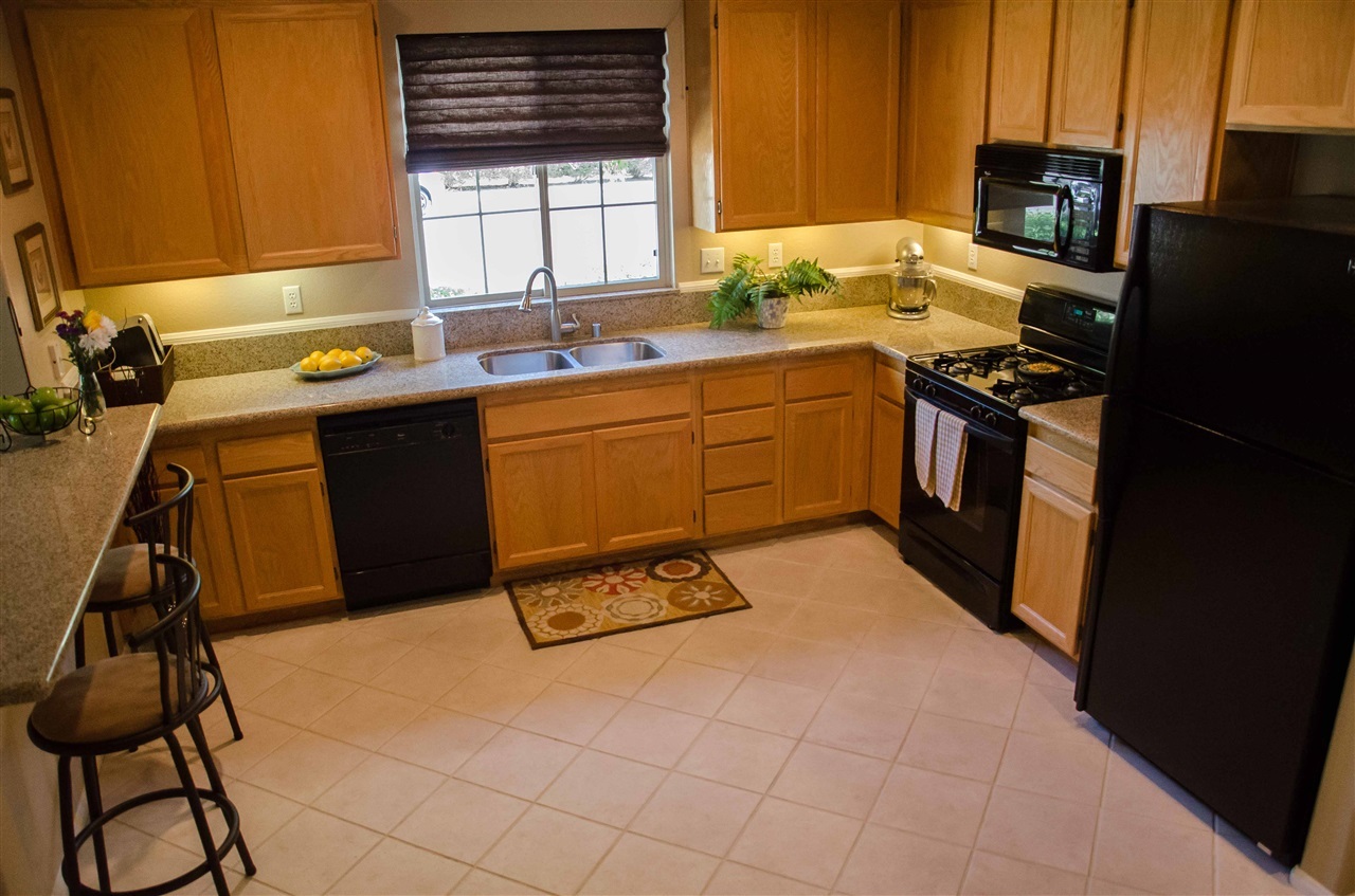 4050 Craven Road, Unit 46 Oceanside, CA 92057 - Photo 4 of 18