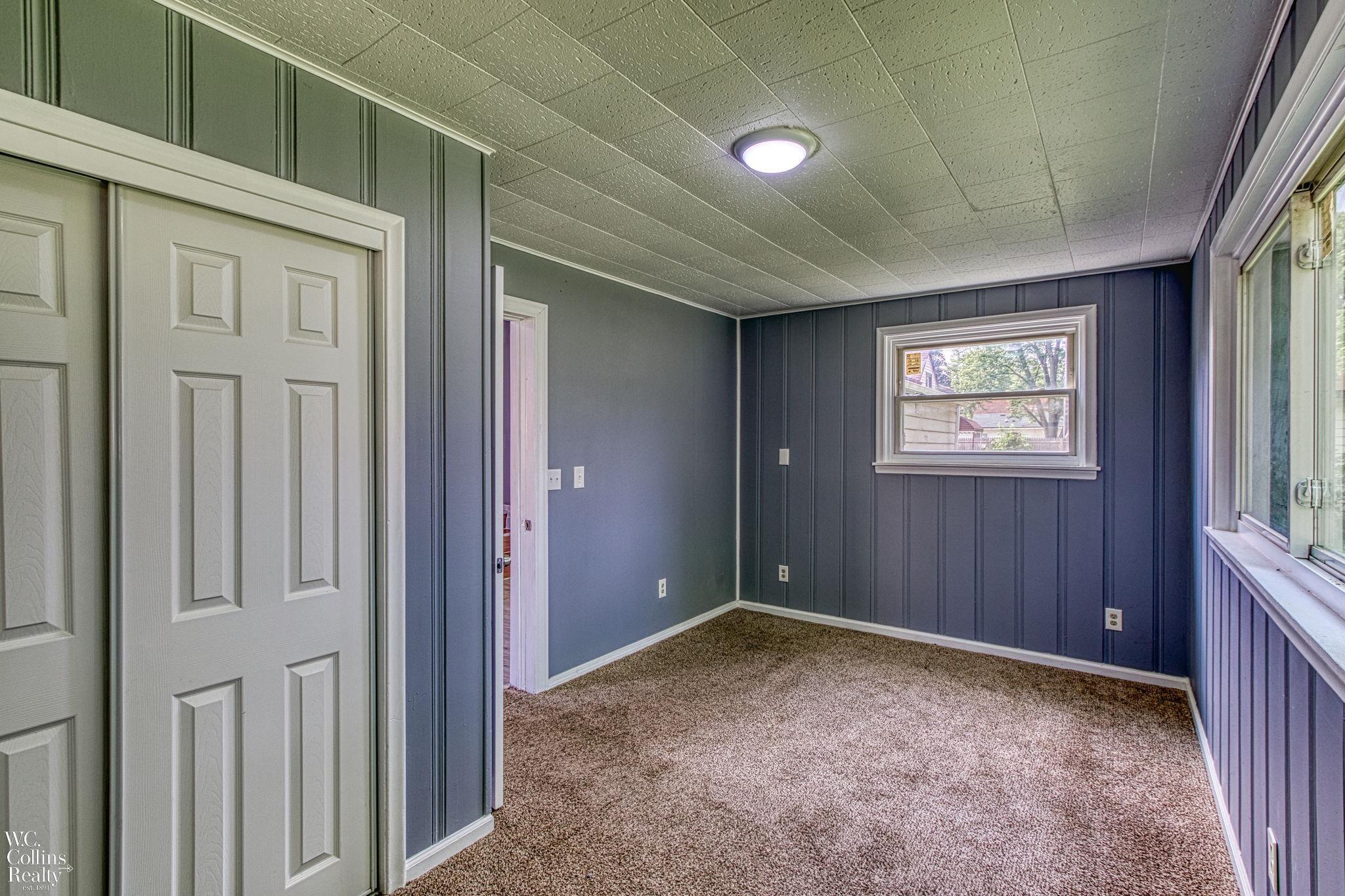23149 Rausch Avenue Eastpointe, MI 48021 - Photo 41 of 48 50117017-40.JPG