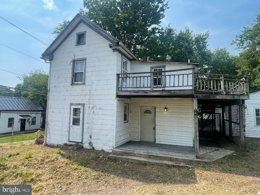 15121 Barnesville Road Boyds, MD 20841 - Photo 19 of 27 Charming fixer-upper with potential.