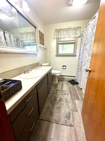 $324,500 | 118 West Greenfield Drive, Little Chute, WI 54140