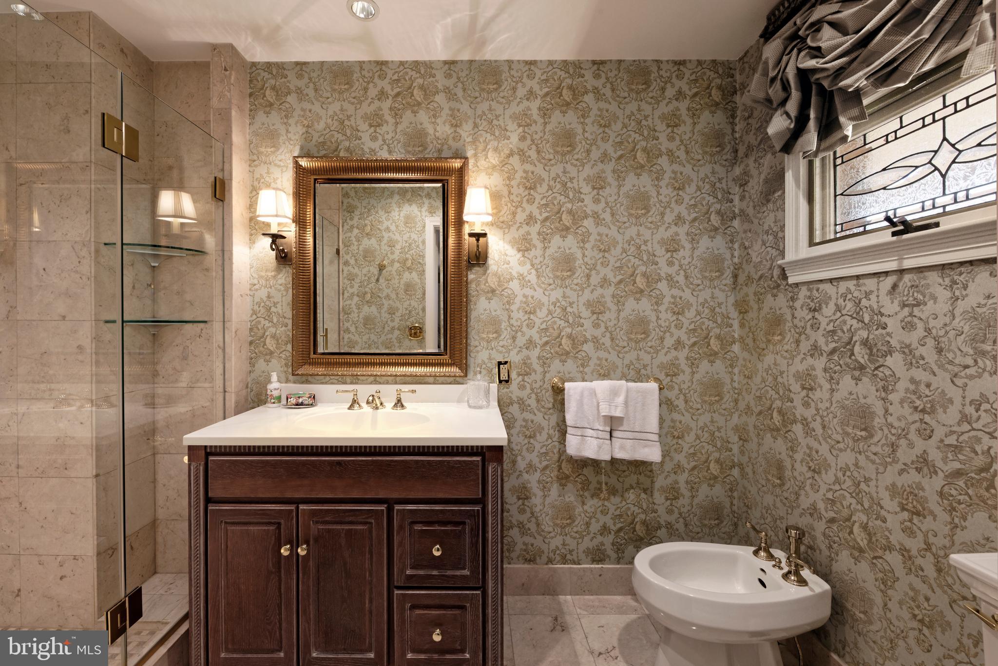 35771 Snake Hill Road Middleburg, VA 20117 - Photo 20 of 74 Primary "Her" full bath