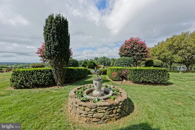 $2,495,000 | 35771 Snake Hill Road, Middleburg, VA 20117