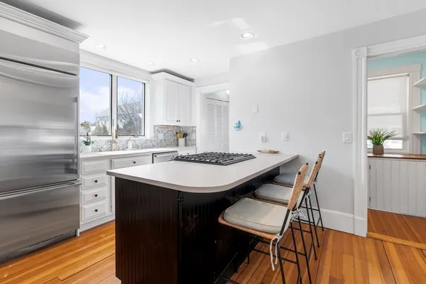 $2,625,000 | 72 B Street, Hull, MA 02045