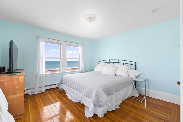 $2,625,000 | 72 B Street, Hull, MA 02045