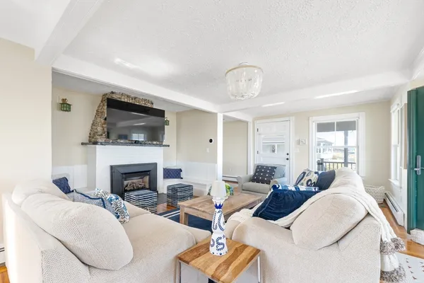 $2,625,000 | 72 B Street, Hull, MA 02045