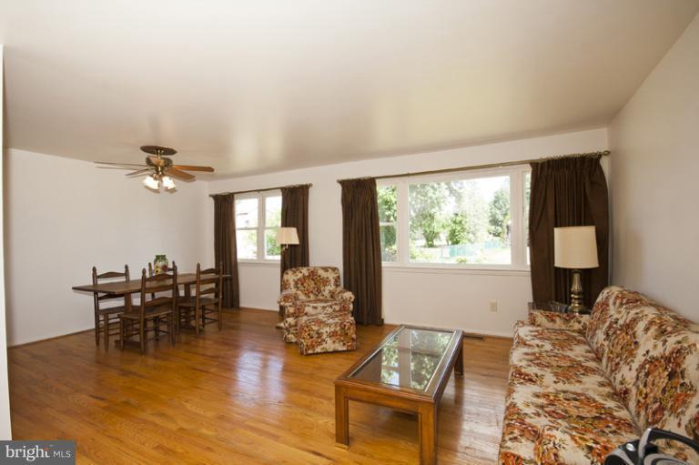 4714 Vicky Road Baltimore, MD 21236 - Photo 11 of 20 Interior (General)