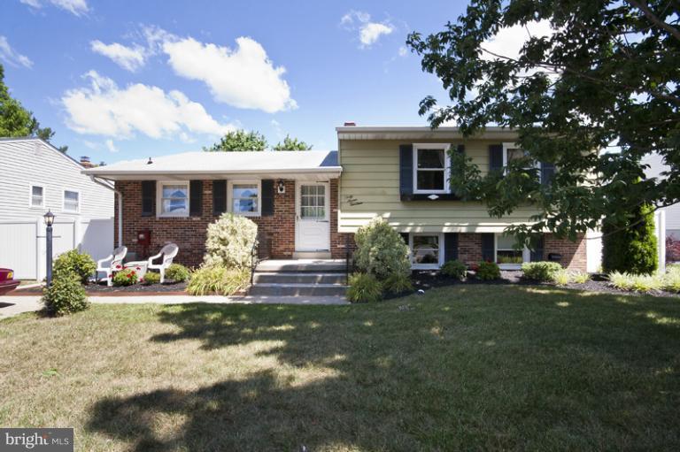 4714 Vicky Road Baltimore, MD 21236 - Photo 17 of 20 Exterior (Front)