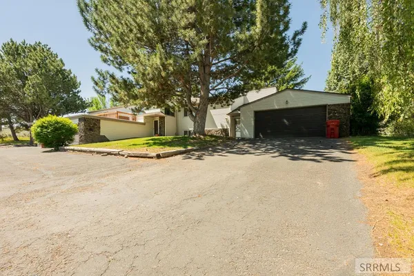 $340,000 | 12000 South Sunrise Circle, Idaho Falls, ID 83404
