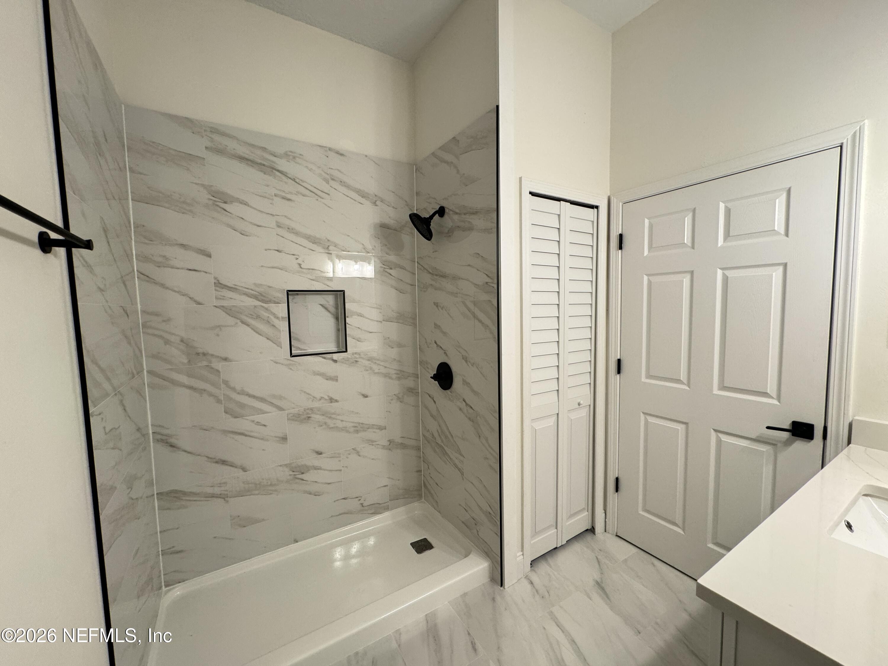 7920 Merrill Road, Unit 1205 Jacksonville, FL 32277 - Photo 7 of 25 Second Bathroom