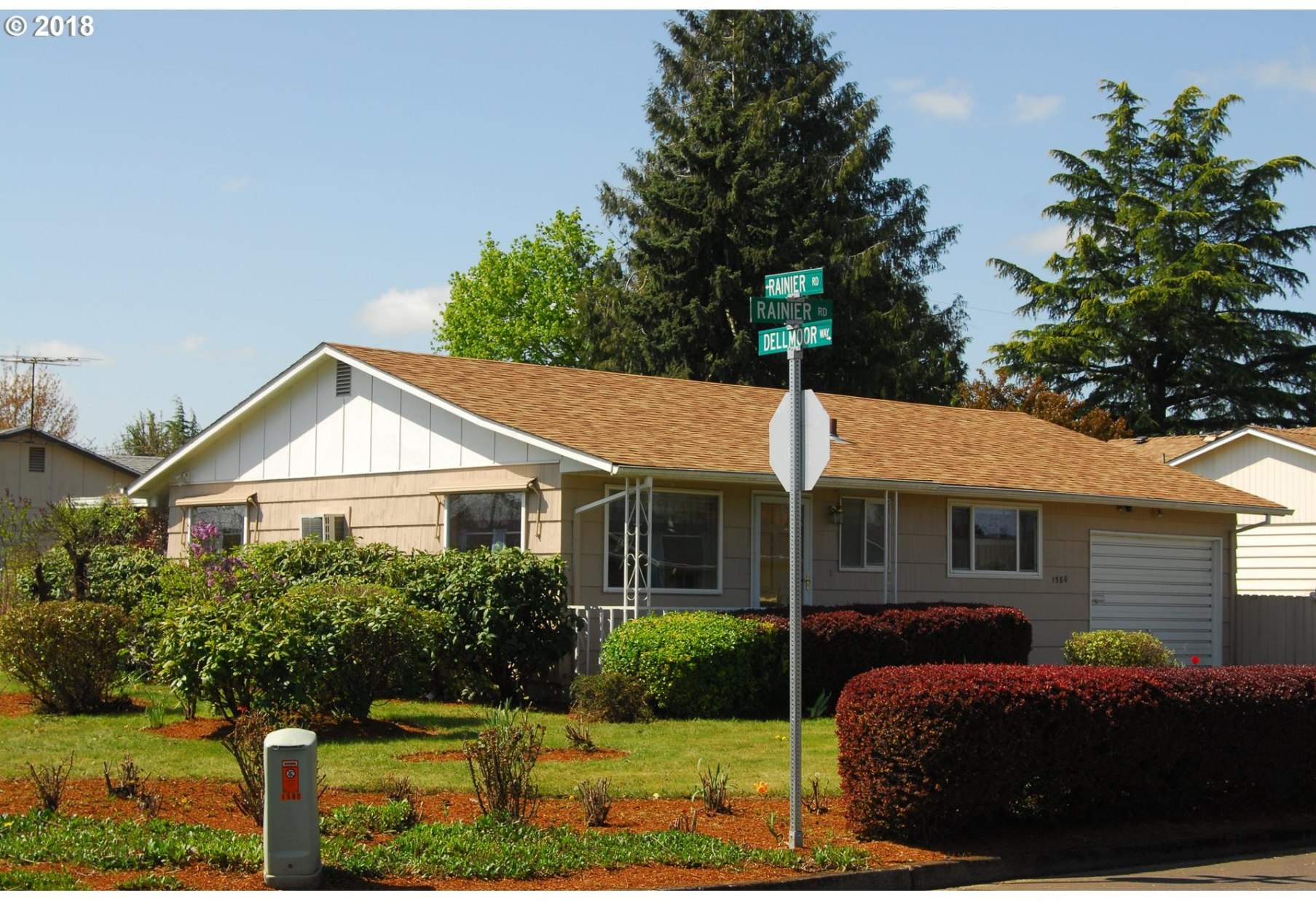 1580 Rainier Road Woodburn, OR 97071 - Photo 2 of 21 Gallery Image 2