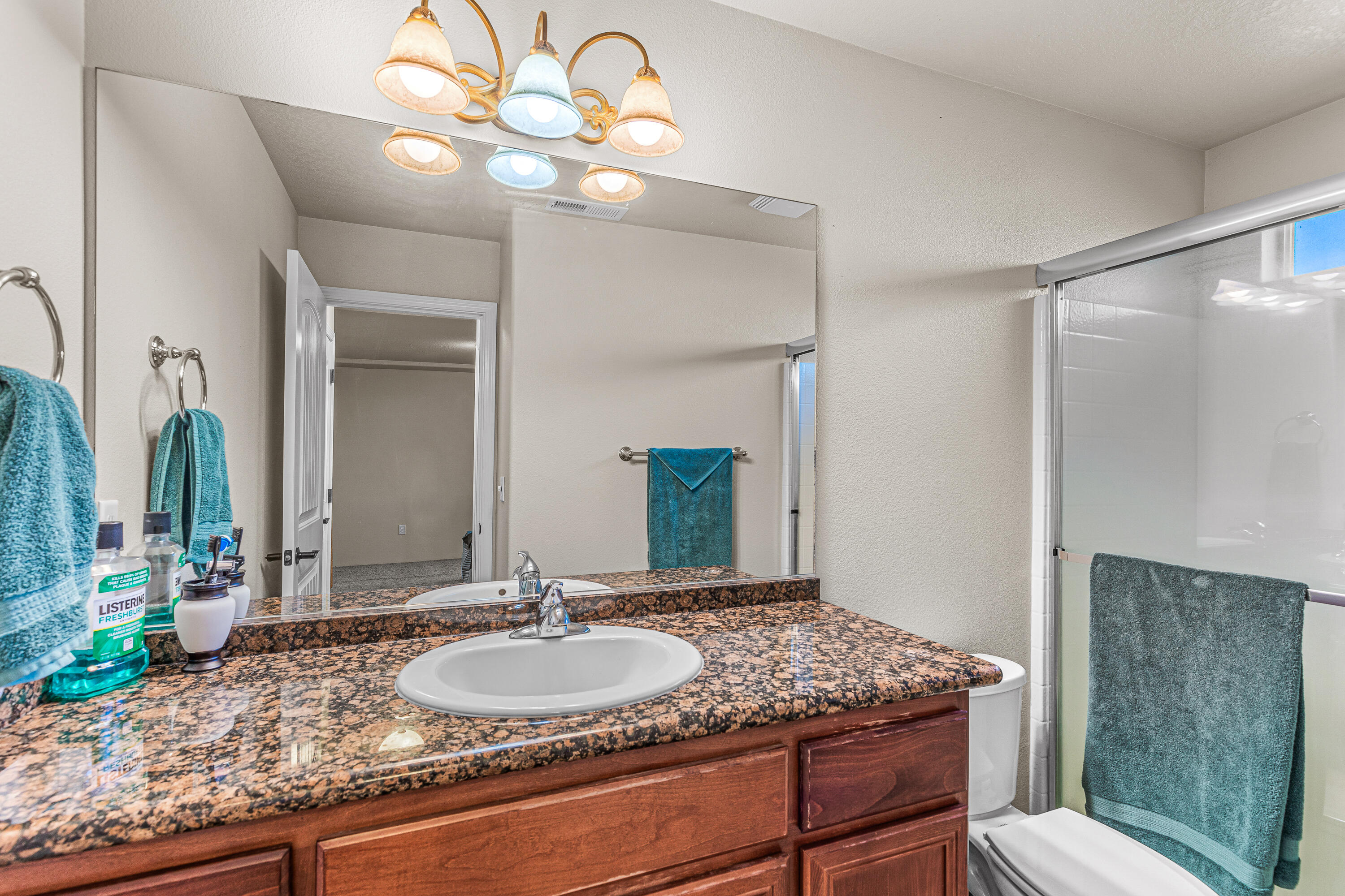 7455 Division Road White City, OR 97503 - Photo 28 of 32 9R9A6143