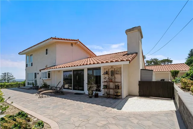 $2,000,000 | 5123 Willow Wood Road, Rolling Hills Estates, CA 90274