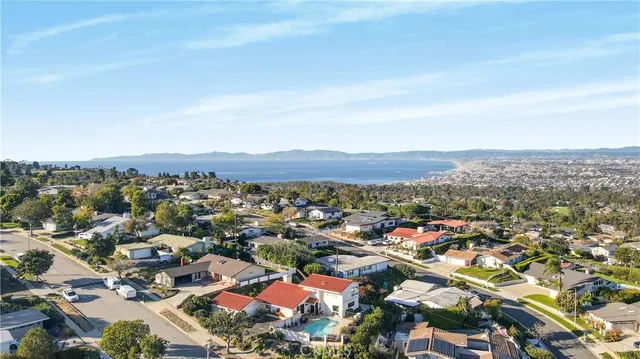 $2,000,000 | 5123 Willow Wood Road, Rolling Hills Estates, CA 90274