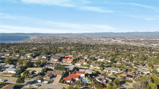 $2,000,000 | 5123 Willow Wood Road, Rolling Hills Estates, CA 90274