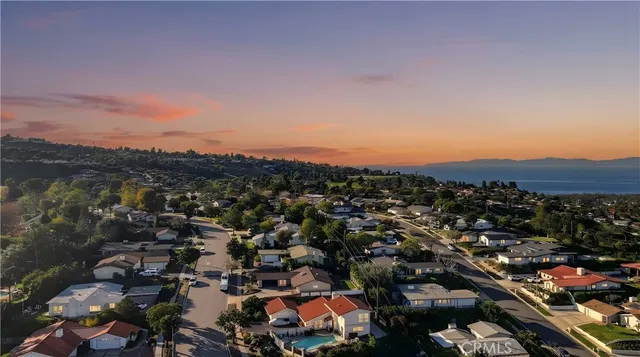 $2,000,000 | 5123 Willow Wood Road, Rolling Hills Estates, CA 90274