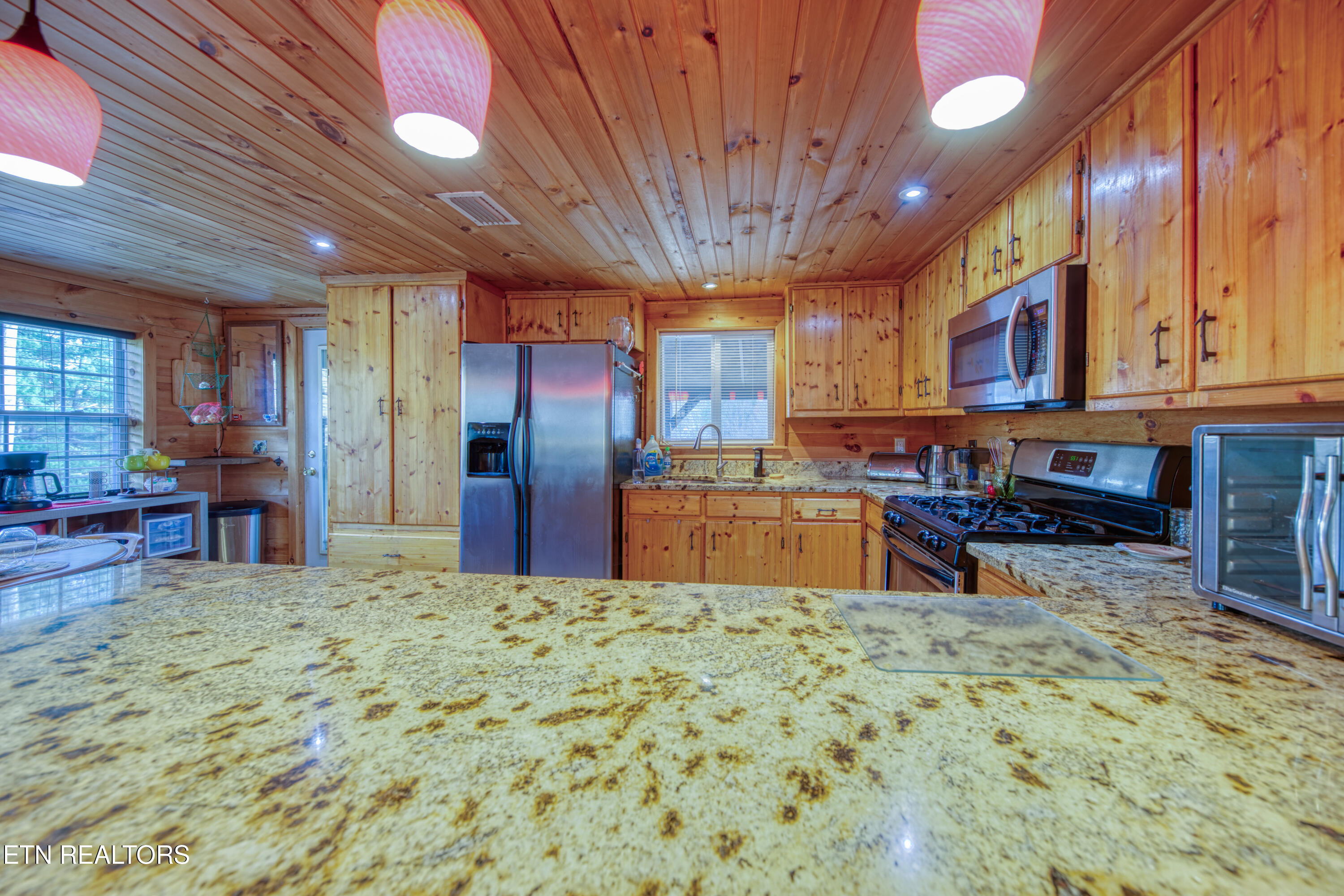 533 Epperson Road Tellico Plains, TN 37385 - Photo 13 of 54 0H3A9411_88