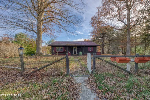 $359,000 | 533 Epperson Road, Tellico Plains, TN 37385