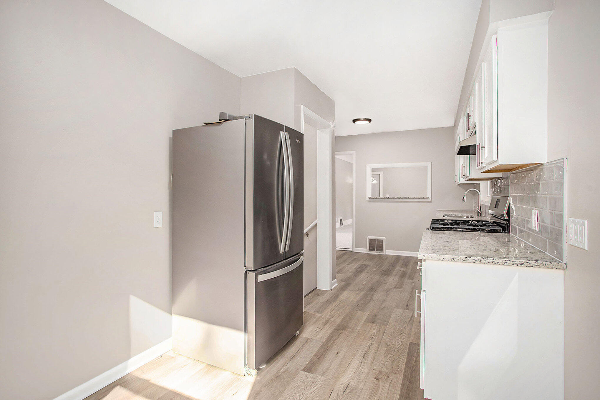 160 Rook Street Battle Creek, MI 49014 - Photo 6 of 15 kitchen 2