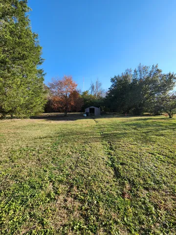 $184,900 | 530 South Military Street, Loretto, TN 38469