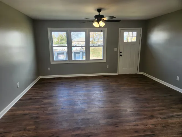 $184,900 | 530 South Military Street, Loretto, TN 38469