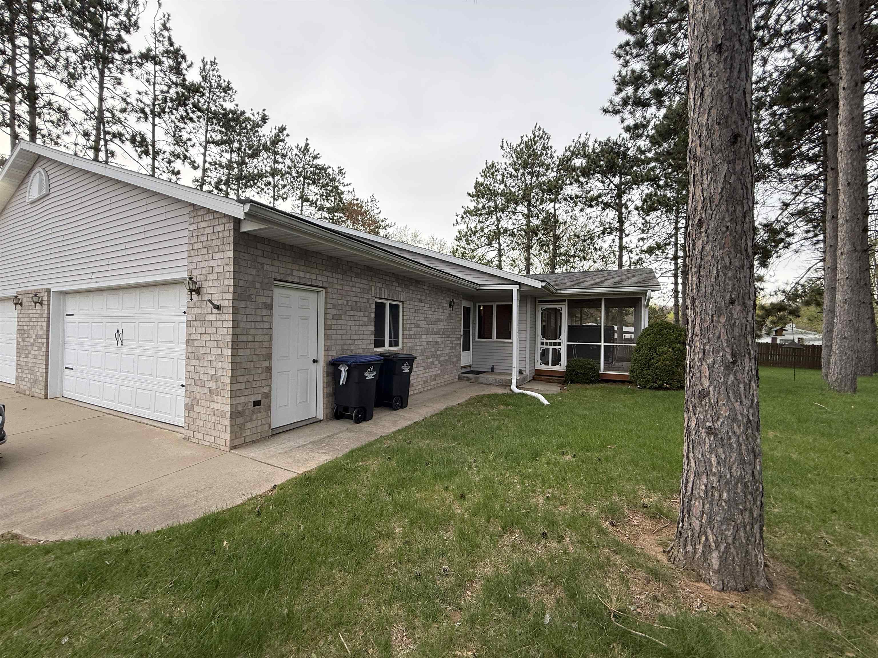 1607 Timber Trail Shawano, WI 54166 - Photo 1 of 19