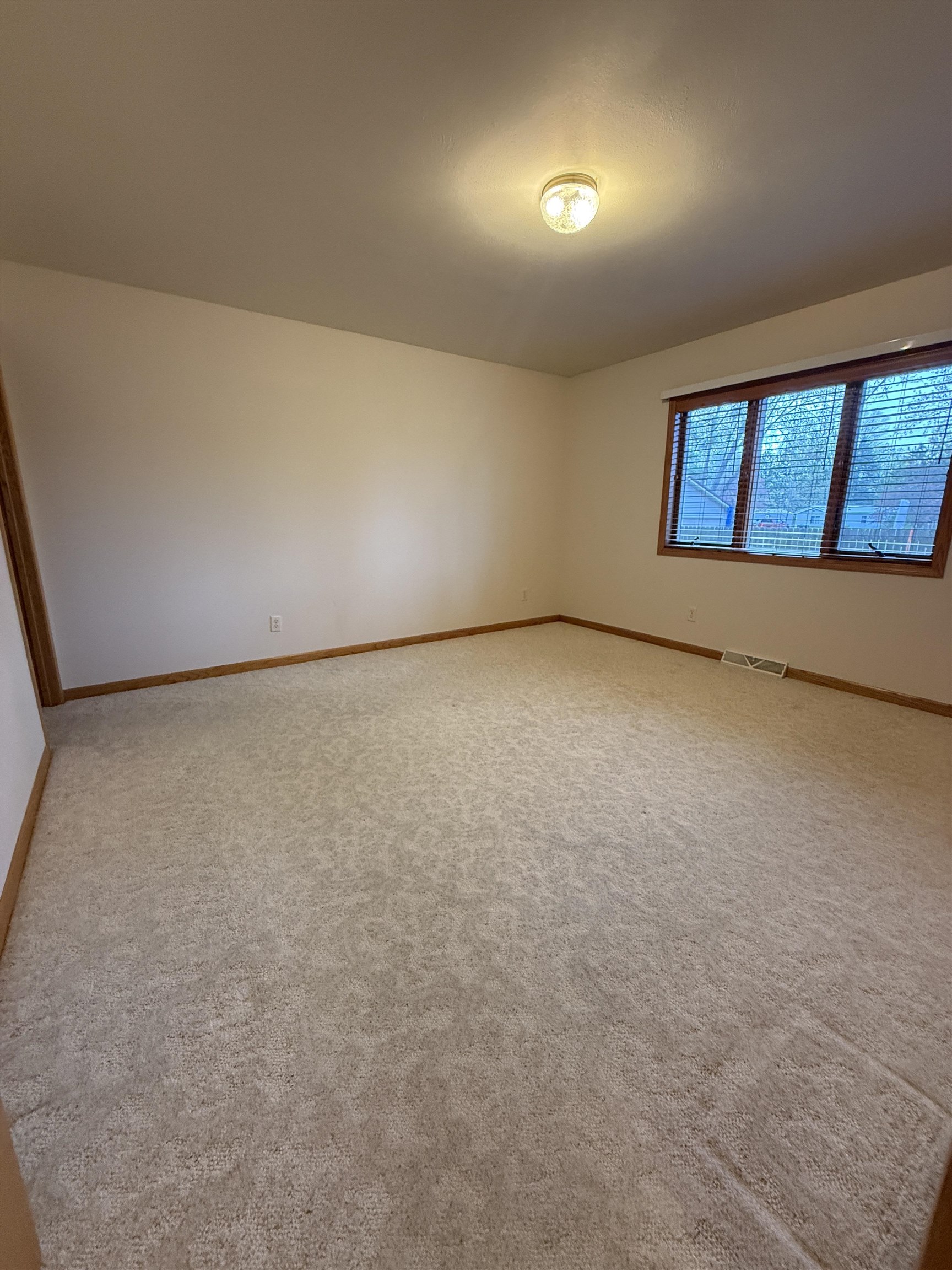 1607 Timber Trail Shawano, WI 54166 - Photo 10 of 19