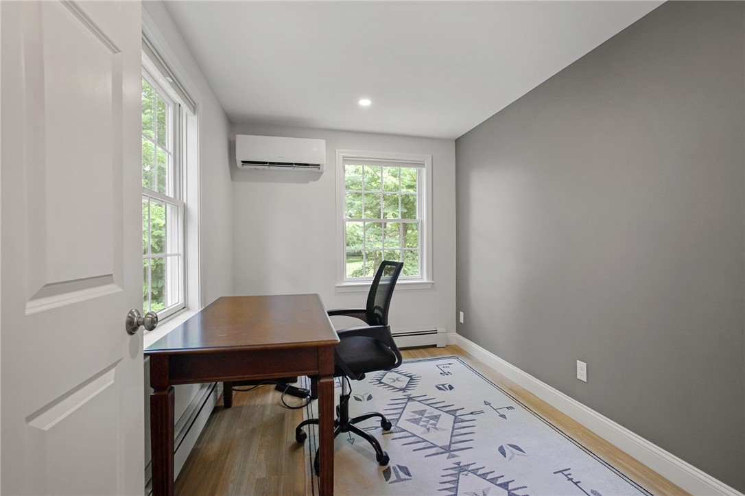 7 Heritage Road Bristol, RI 02809 - Photo 19 of 41