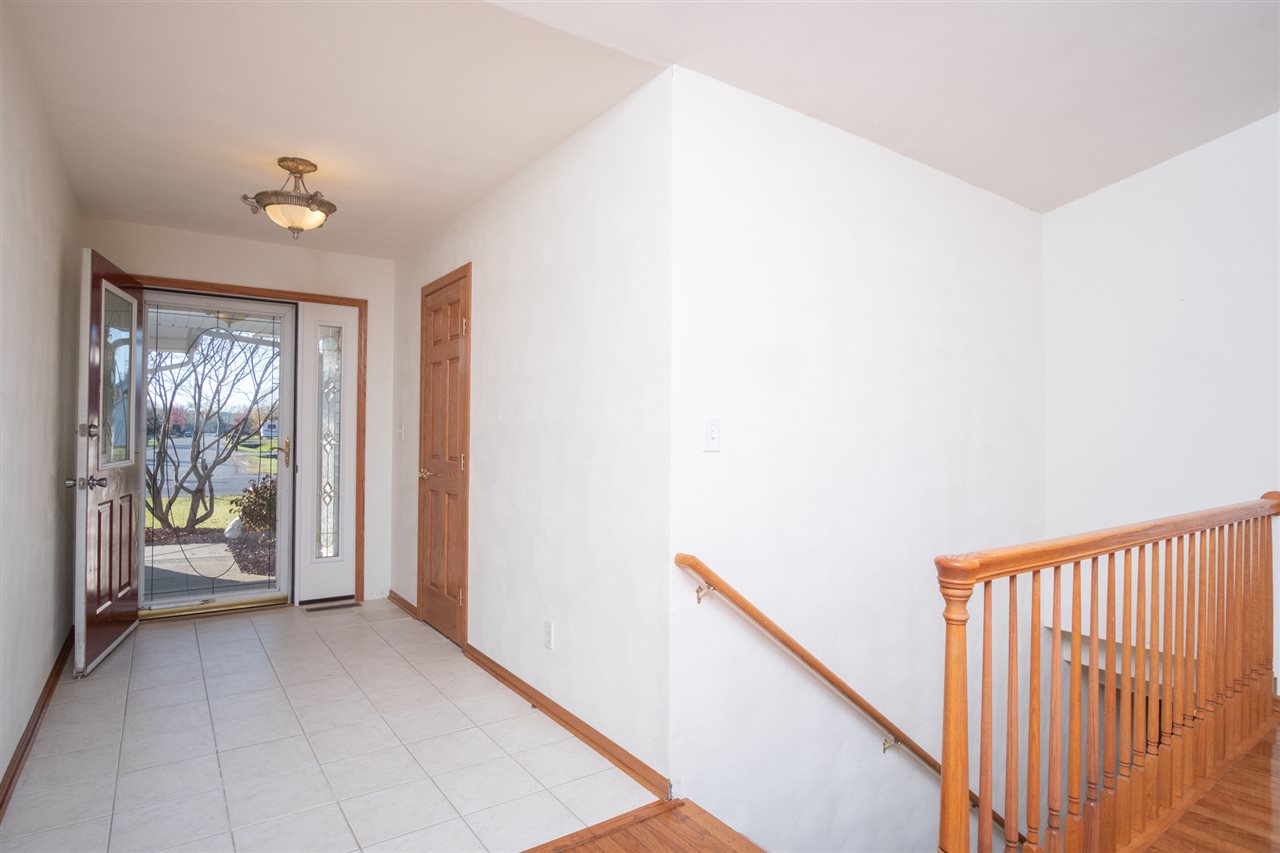 10617 Chicory Ridge Way Roscoe, IL 61073 - Photo 3 of 27