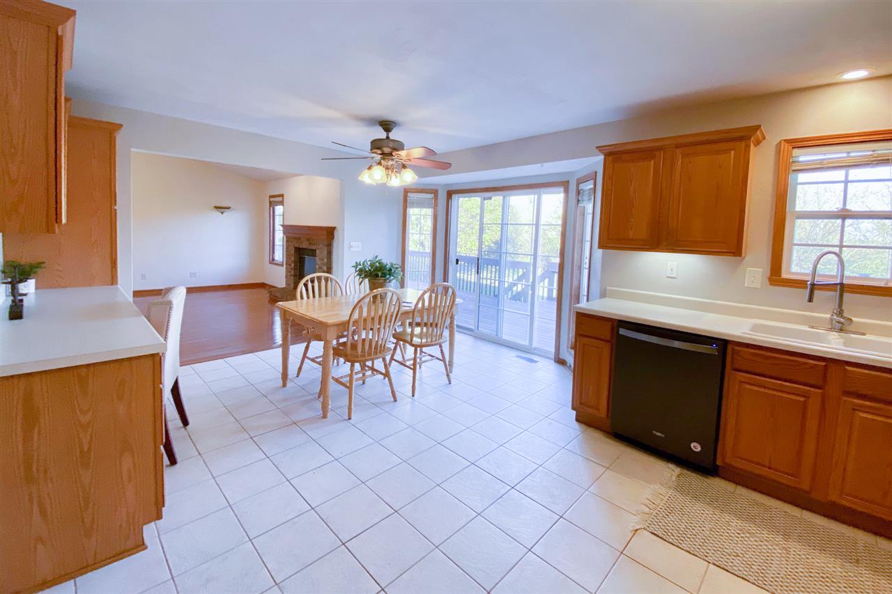 10617 Chicory Ridge Way Roscoe, IL 61073 - Photo 8 of 27