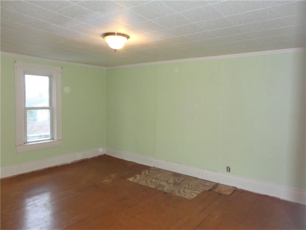 625 Spring Street Mars, PA 16046 - Photo 17 of 21 2nd bedroom measuring 15x12.