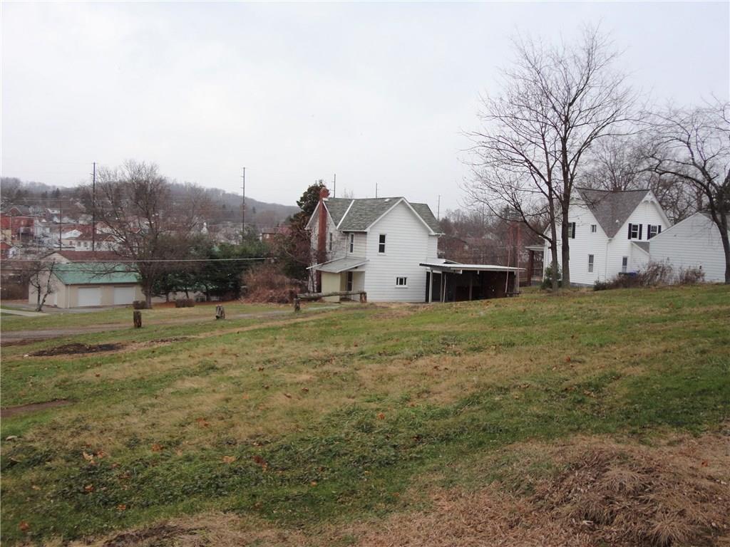 625 Spring Street Mars, PA 16046 - Photo 6 of 21 Back Yard.
