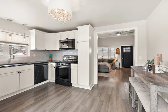 $395,000 | 16041 Long Avenue, Oak Forest, IL 60452