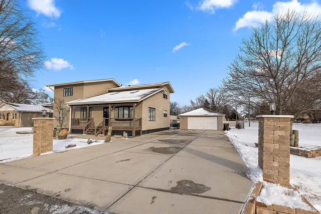$395,000 | 16041 Long Avenue, Oak Forest, IL 60452