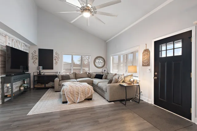 $395,000 | 16041 Long Avenue, Oak Forest, IL 60452