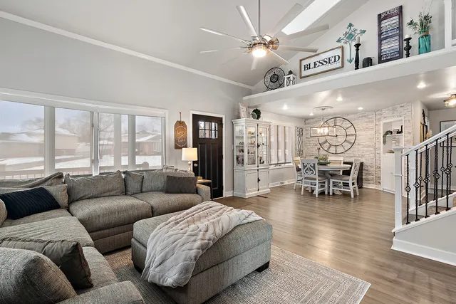 $395,000 | 16041 Long Avenue, Oak Forest, IL 60452