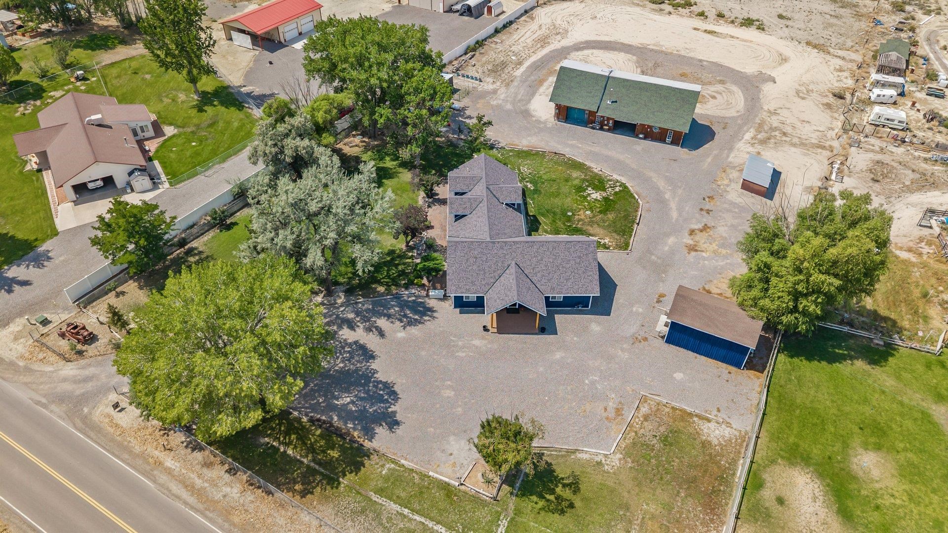 60977 Gunnison Road Montrose, CO 81401 - Photo 9 of 40 Gallery Image 9