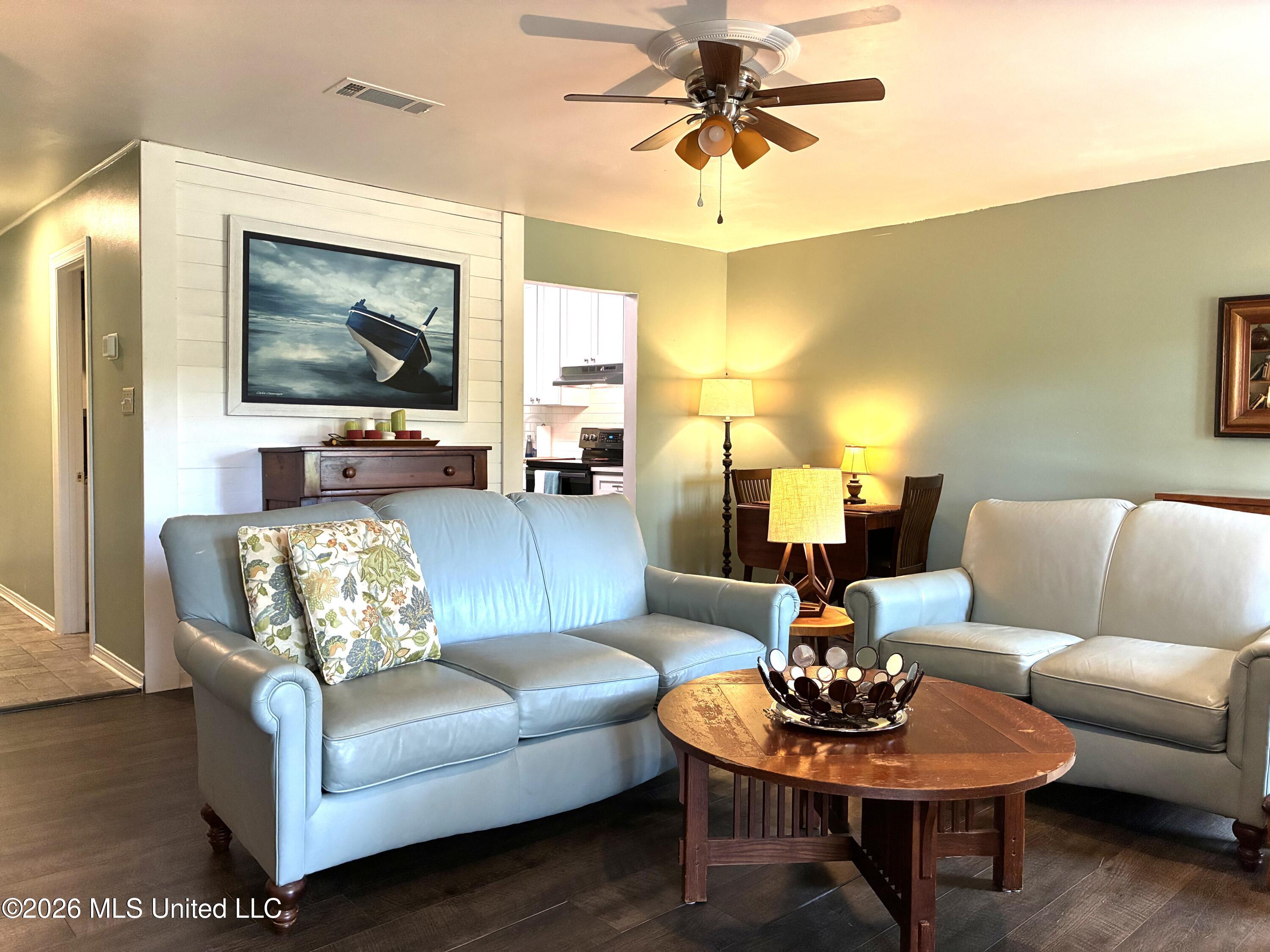 222 Highpoint Drive Diamondhead, MS 39525 - Photo 5 of 32 222 living
