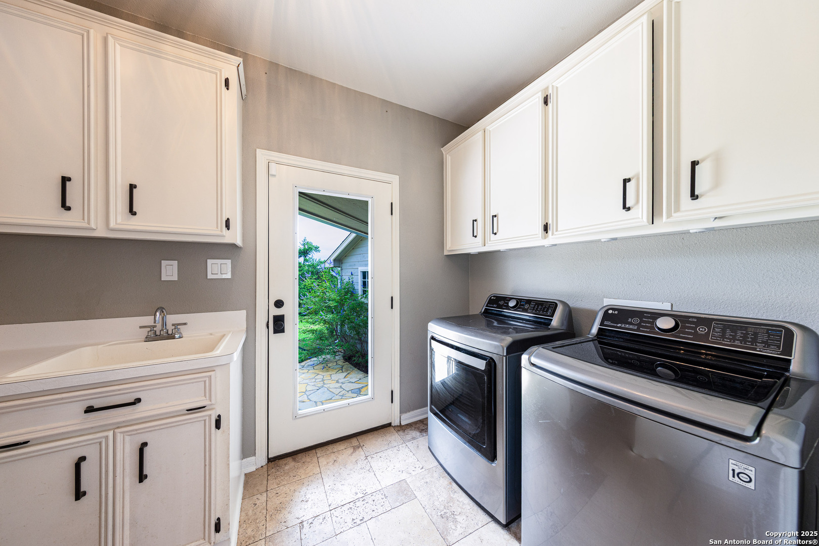 7046 Devonshire Drive Spring Branch, TX 78070 - Photo 24 of 49