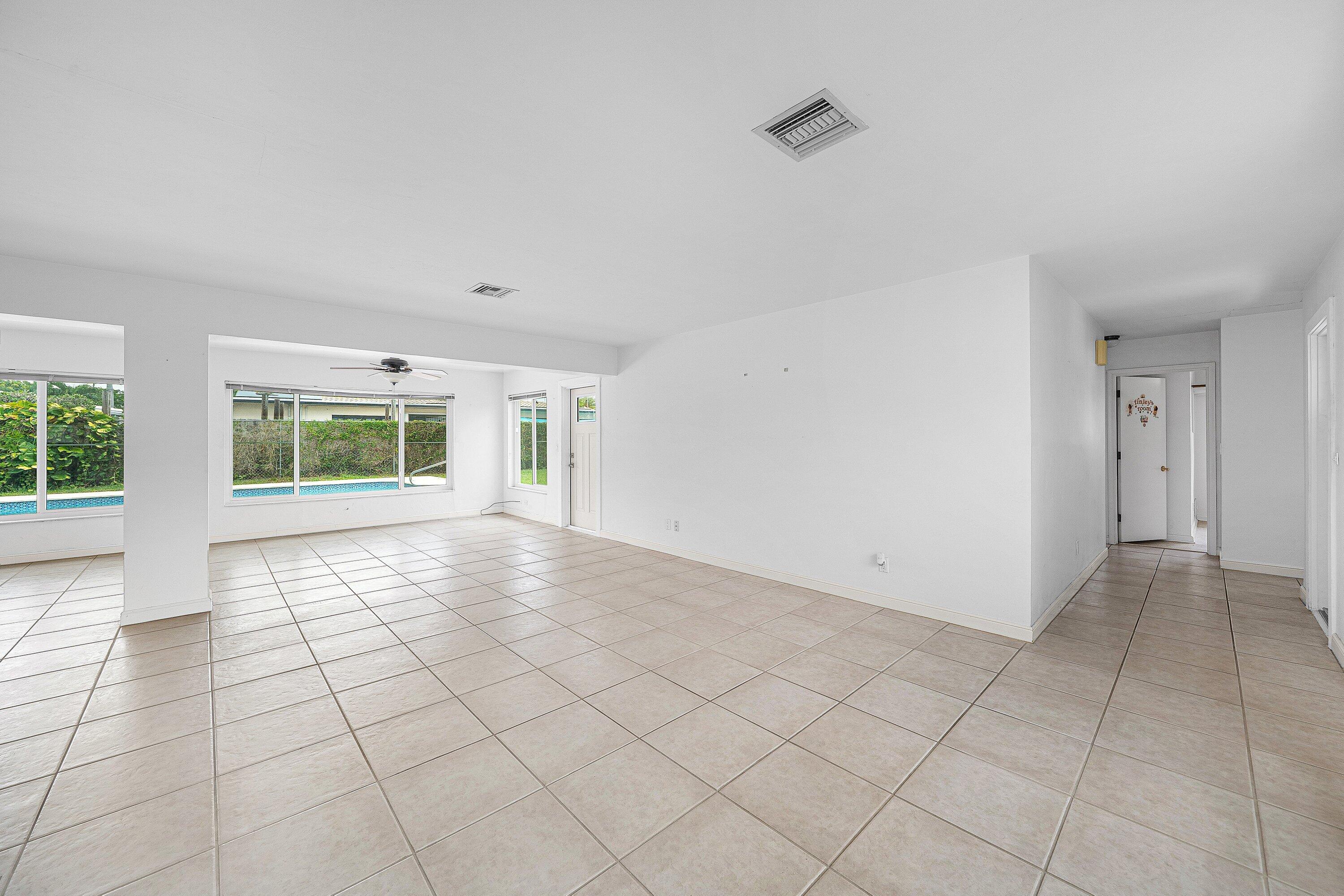 311 Northeast 23rd Way Boca Raton, FL 33431 - Photo 5 of 31 LR