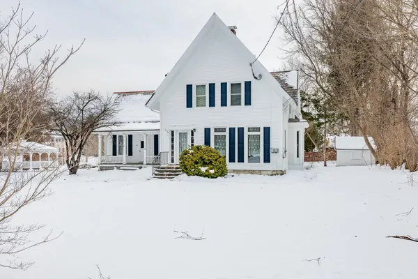 $350,000 | 118 Barnes Street, West Rutland, VT 05777