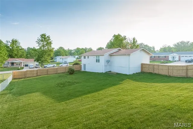 $2,160 | 1167 Musket Drive, St. Charles, MO 63304