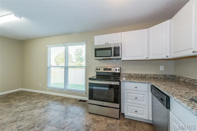 $2,160 | 1167 Musket Drive, St. Charles, MO 63304