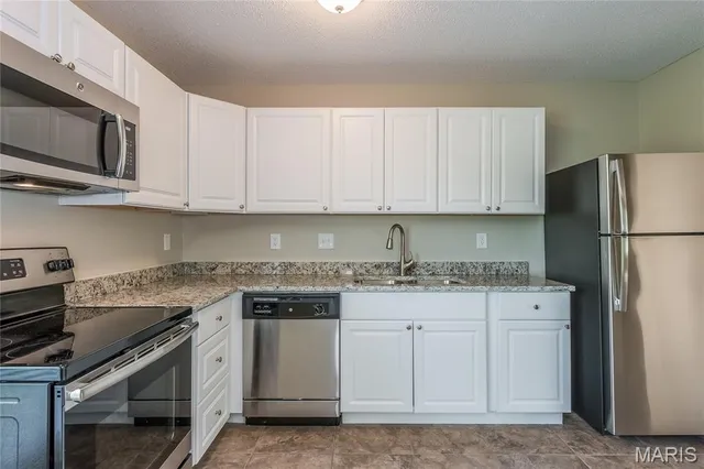 $2,160 | 1167 Musket Drive, St. Charles, MO 63304