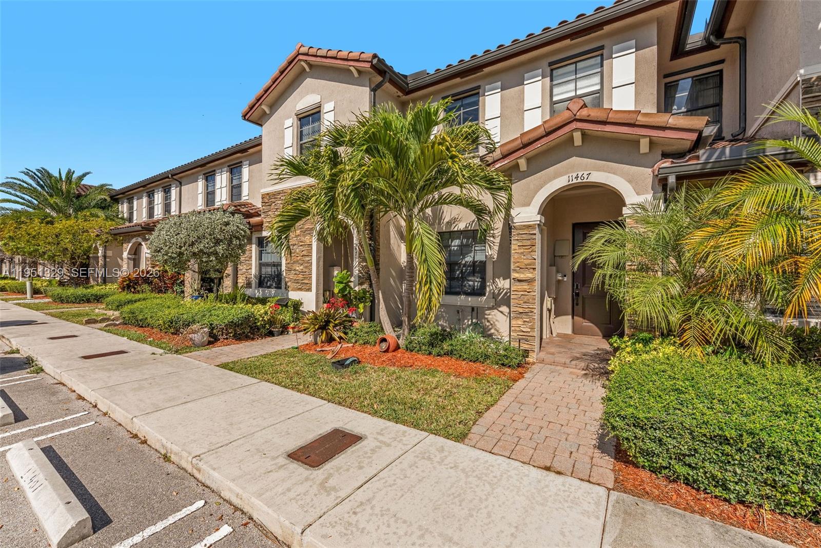 11467 Southwest 248th Lane Homestead, FL 33032 - Photo 3 of 35