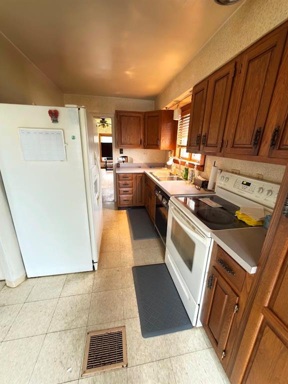 32 Hamburg Road Greenville, PA 16125 - Photo 8 of 26